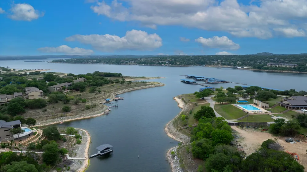 537 Venture Boulevard S Point Venture, TX 78645