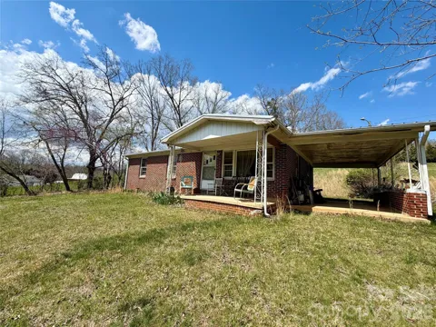 637 Fletcher Martin Road