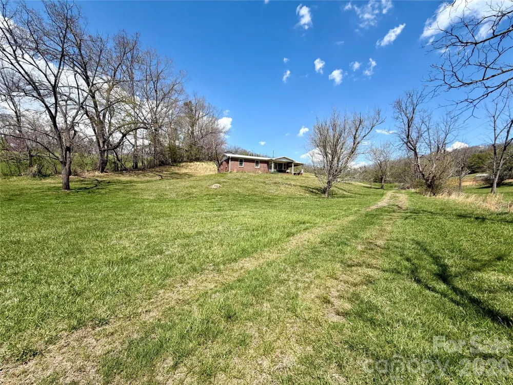 637 Fletcher Martin Road Alexander, NC 28701