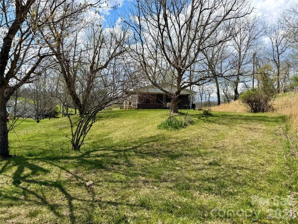 637 Fletcher Martin Road Alexander, NC 28701