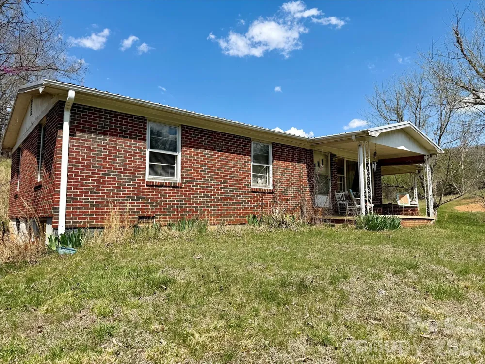 637 Fletcher Martin Road Alexander, NC 28701