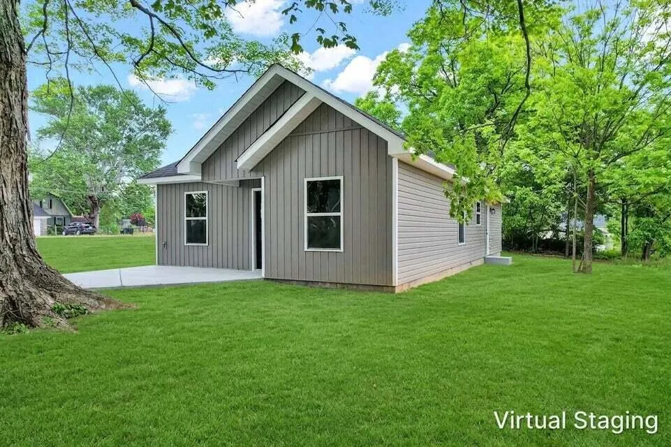 22 Ingleside Avenue Englewood, TN 37329