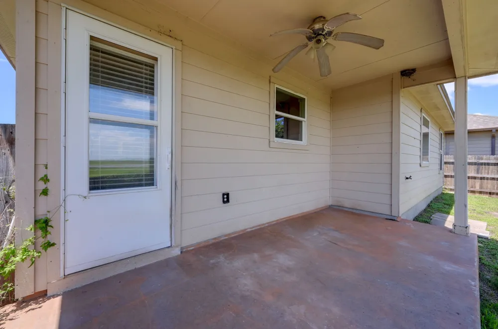 209 Hoya Lane San Marcos, TX 78666