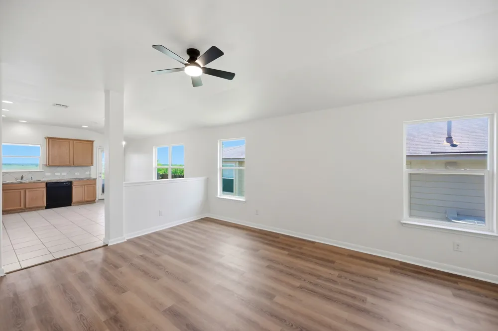 209 Hoya Lane San Marcos, TX 78666