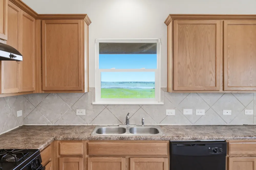 209 Hoya Lane San Marcos, TX 78666