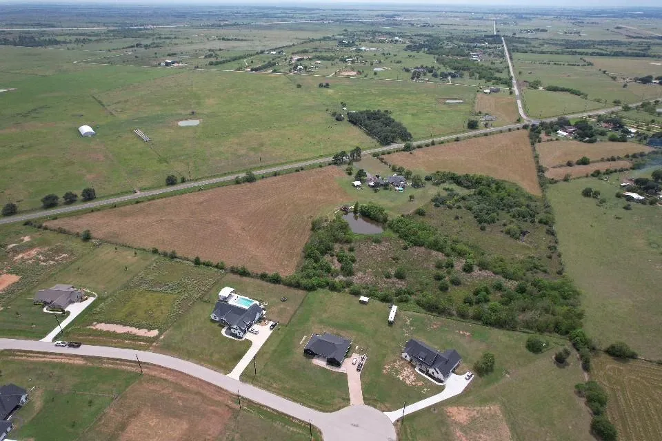 Fm 2187 Sealy, TX 77474