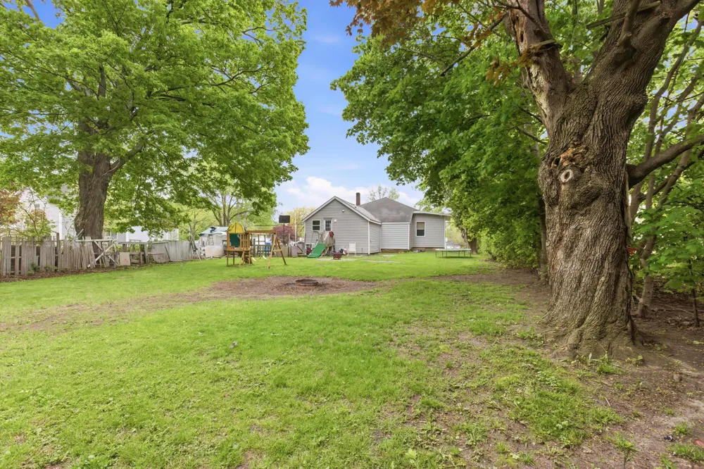 52 W Chicago Street Quincy, MI 49082
