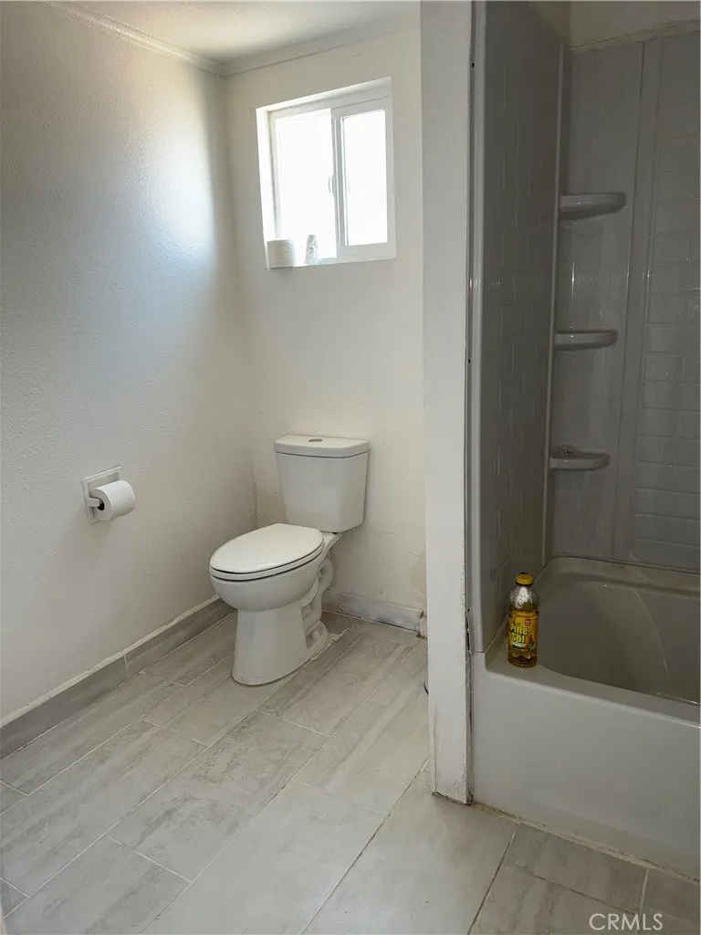 91 Desnok Street Needles, CA 92363