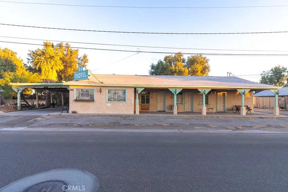 91 Desnok Street Needles, CA 92363