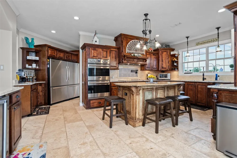 17655 Fm 832 Buffalo, TX 75831