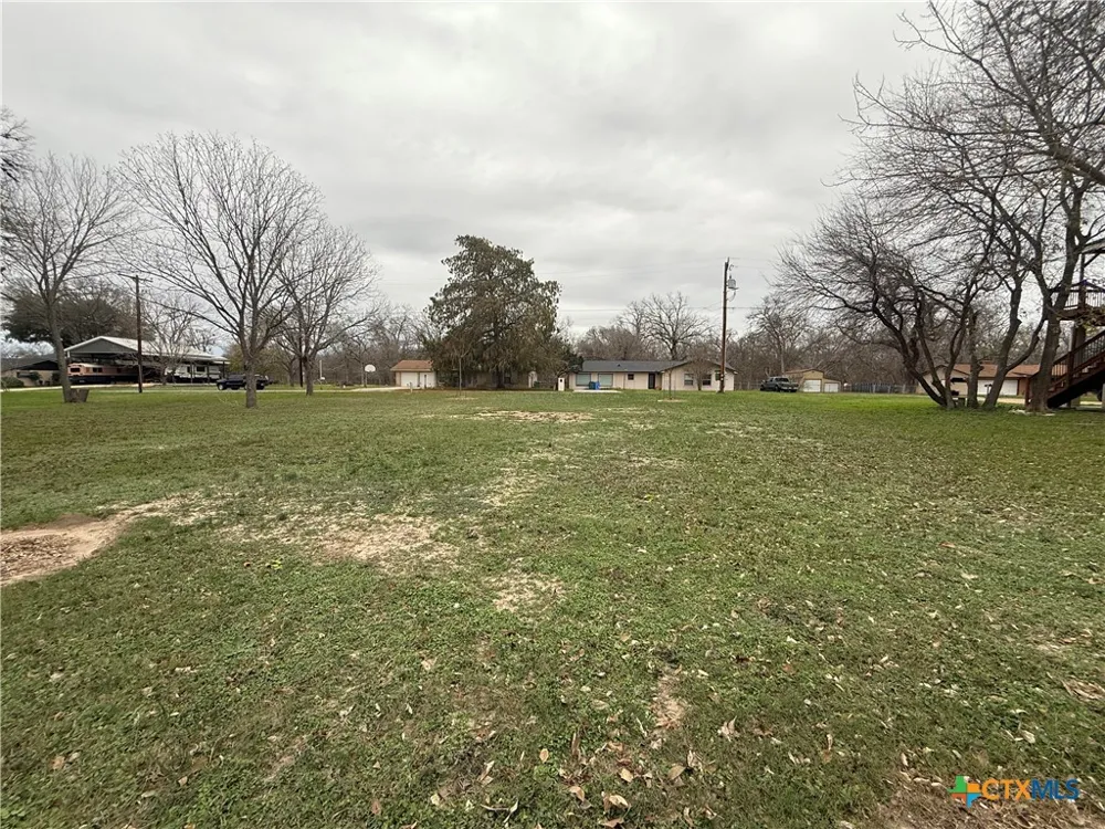 110 Lake Forrest Drive Seguin, TX 78155