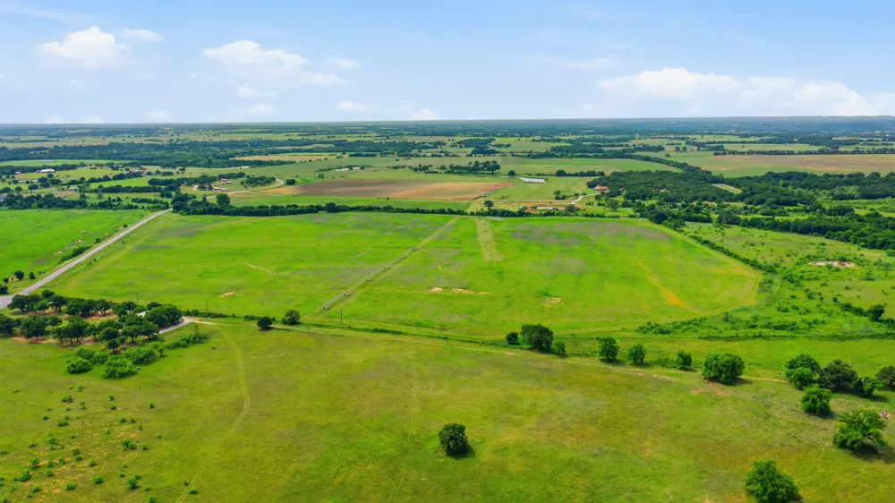 Cr 495 De Leon, TX 76444
