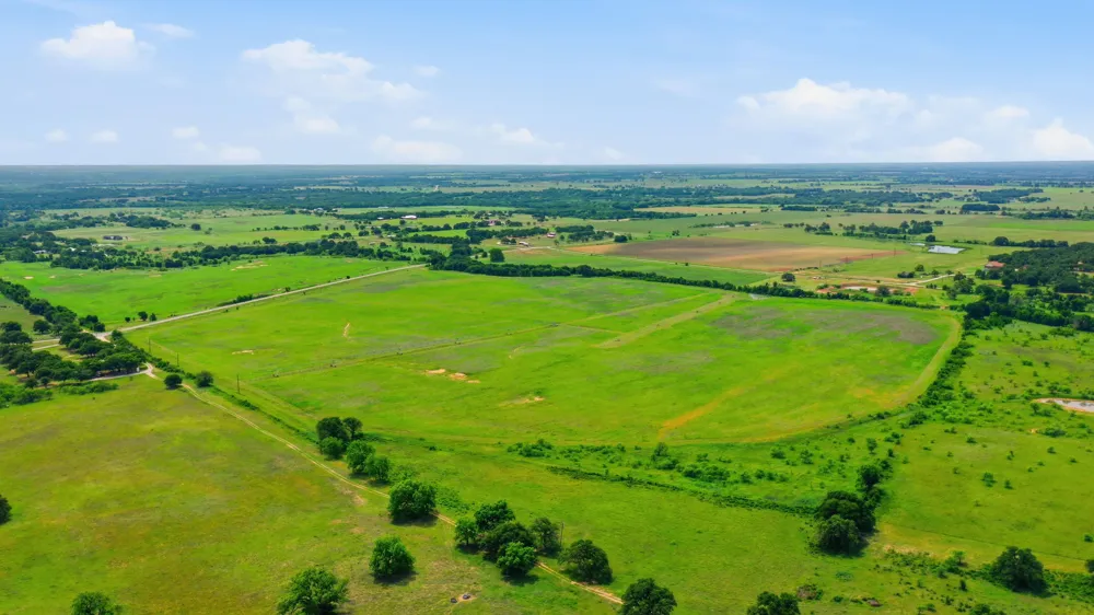 Cr 495 De Leon, TX 76444