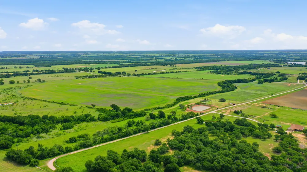Cr 495 De Leon, TX 76444