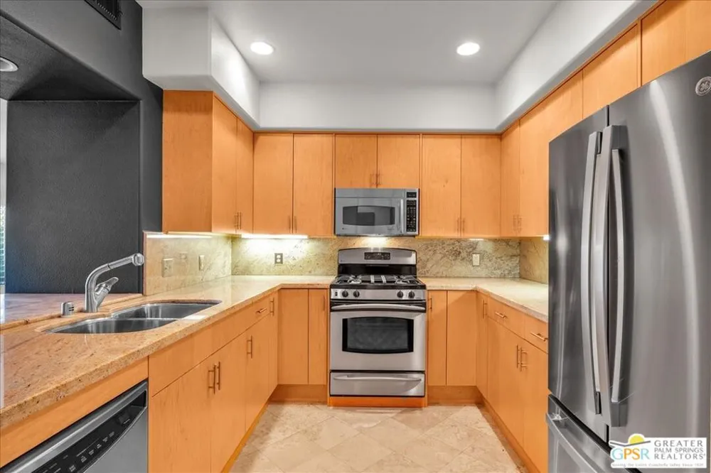 1520 Via Miraleste Palm Springs, CA 92262