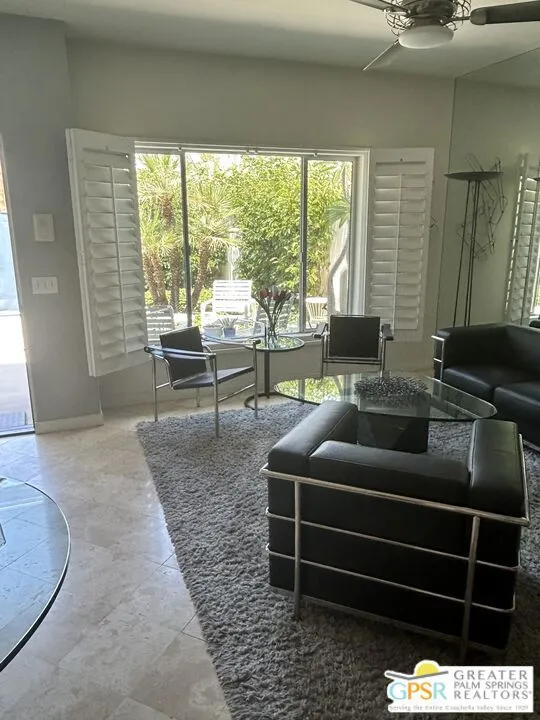 1520 Via Miraleste Palm Springs, CA 92262