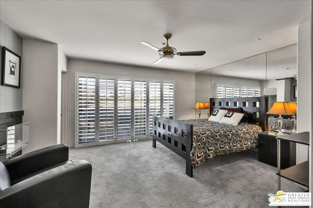 1520 Via Miraleste Palm Springs, CA 92262