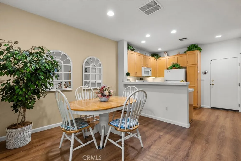 25554 Schubert #C Stevenson Ranch, CA 91381
