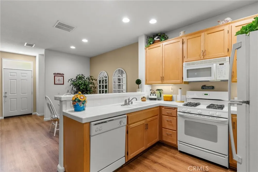 25554 Schubert #C Stevenson Ranch, CA 91381