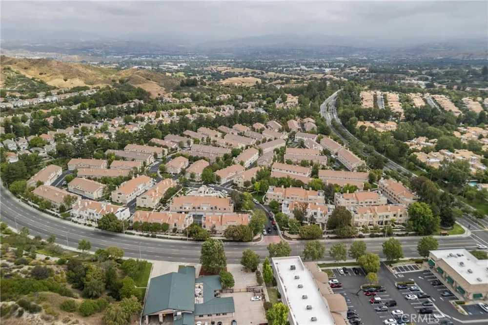 25554 Schubert #C Stevenson Ranch, CA 91381