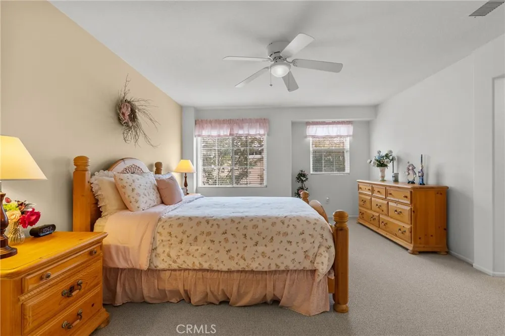 25554 Schubert #C Stevenson Ranch, CA 91381