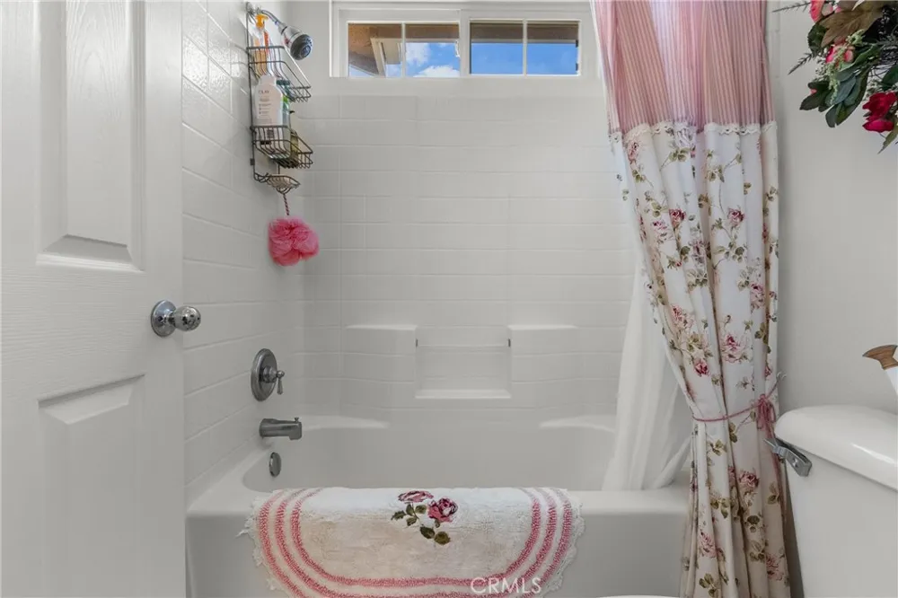 25554 Schubert #C Stevenson Ranch, CA 91381