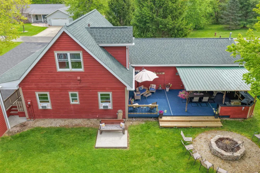 61258 Quinnesec Road Cassopolis, MI 49031