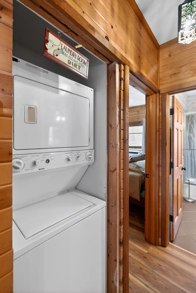 61258 Quinnesec Road Cassopolis, MI 49031