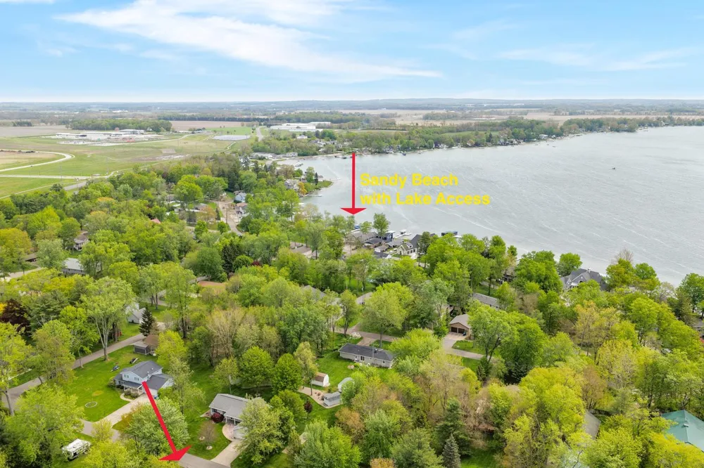 61258 Quinnesec Road Cassopolis, MI 49031