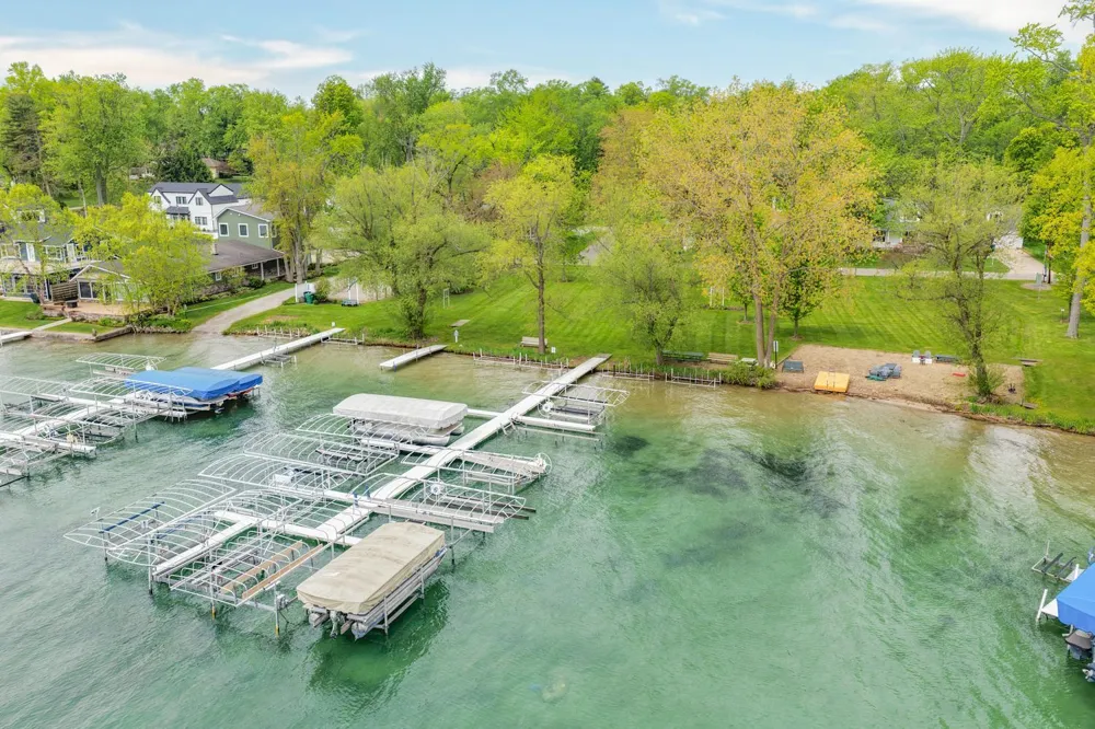 61258 Quinnesec Road Cassopolis, MI 49031