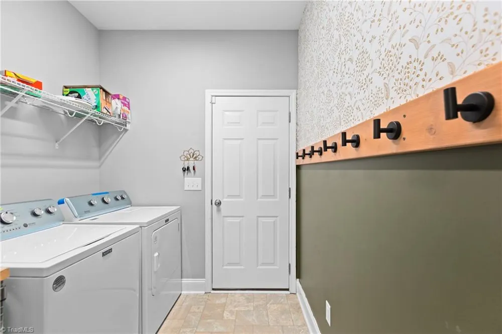 2210 Starfall Drive Colfax, NC 27235