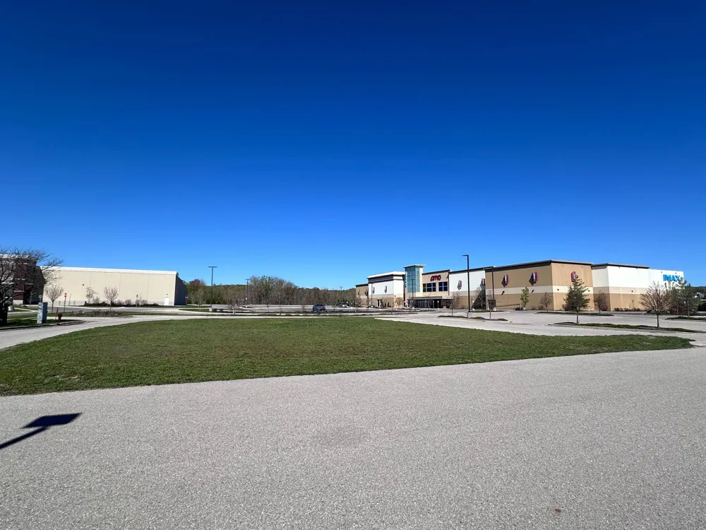 3560 Market Place Circle Garfield Charter Township, MI 49684
