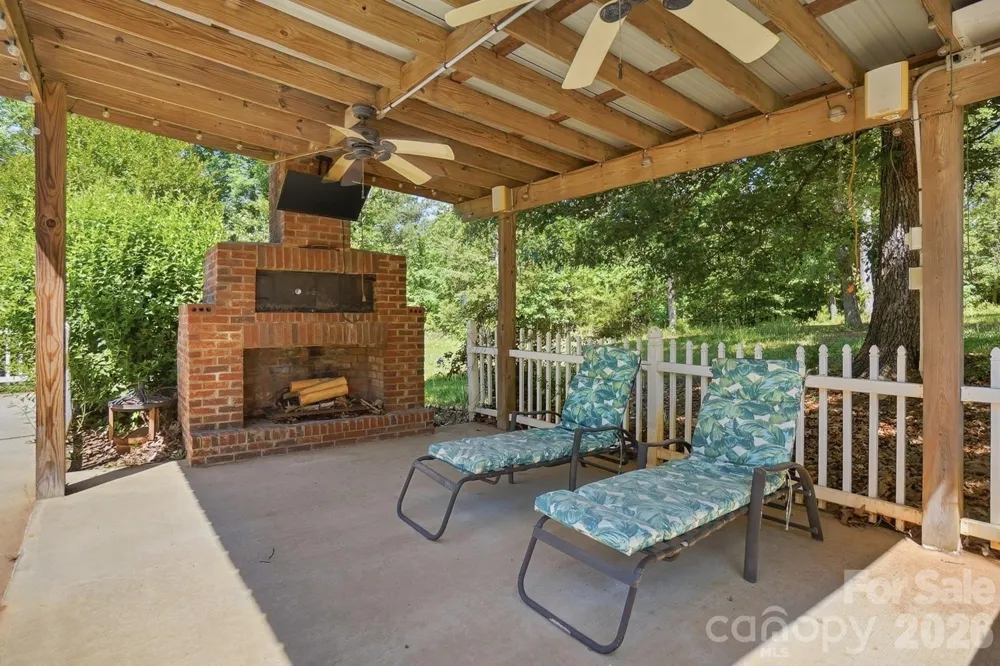 846 Windy Oaks Way Van Wyck, SC 29720