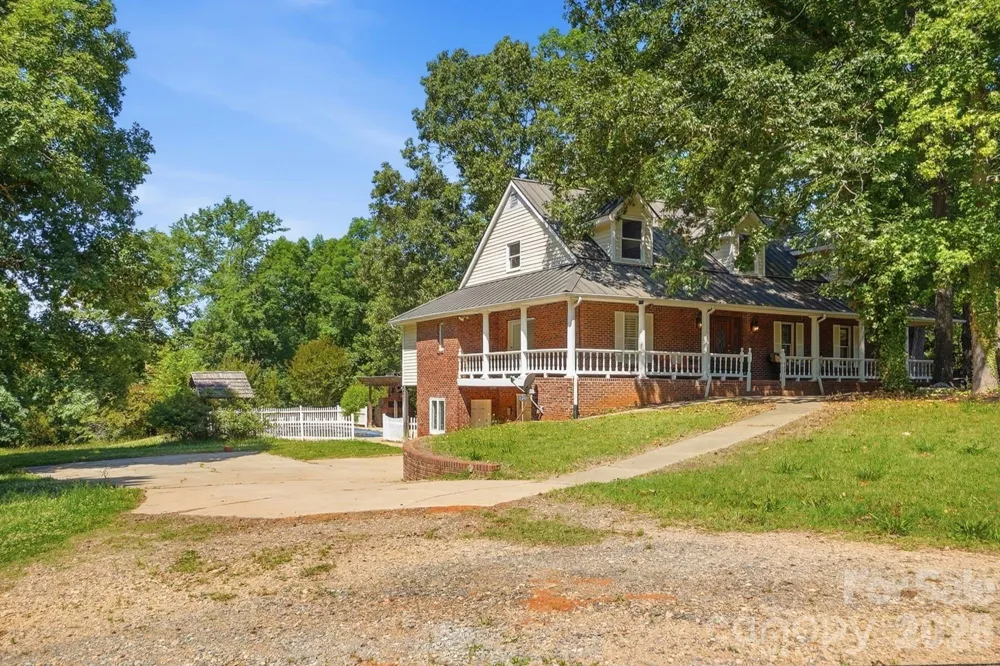 846 Windy Oaks Way Van Wyck, SC 29720