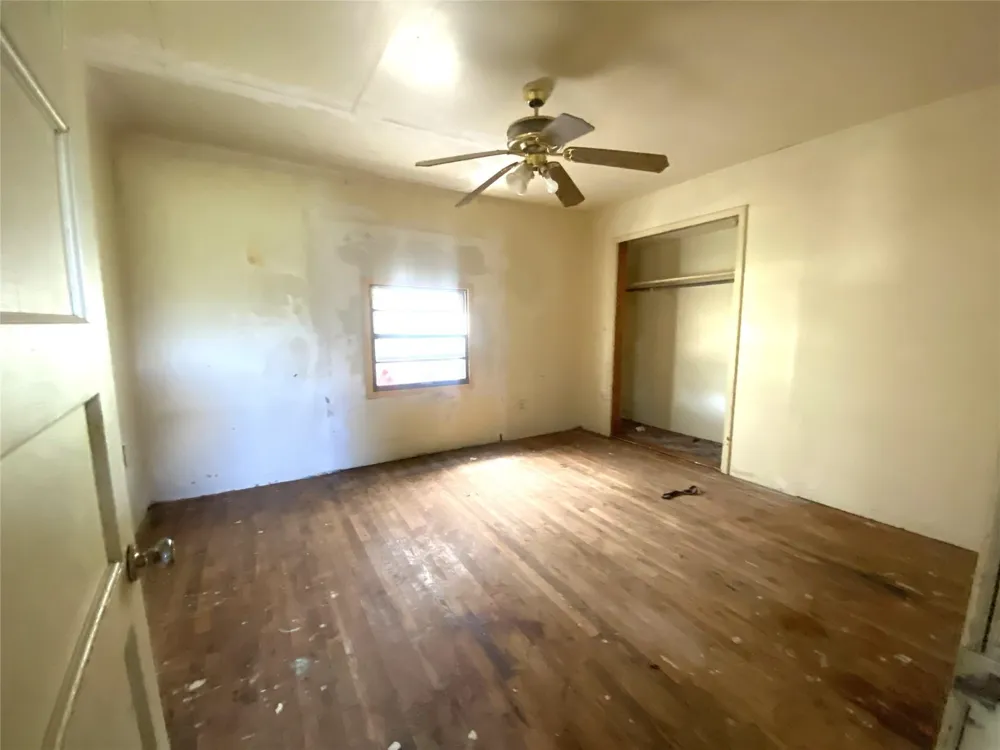 912 Taylor Avenue Rule, TX 79547