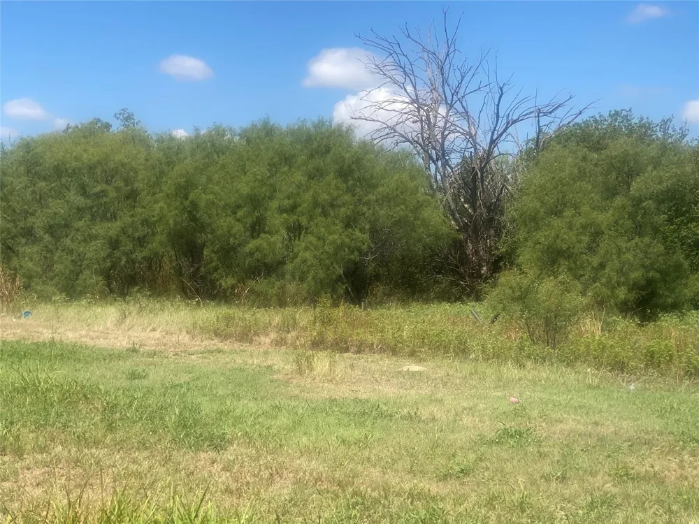 912 Taylor Avenue Rule, TX 79547