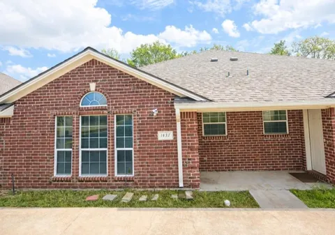 1437 Western Oaks Court