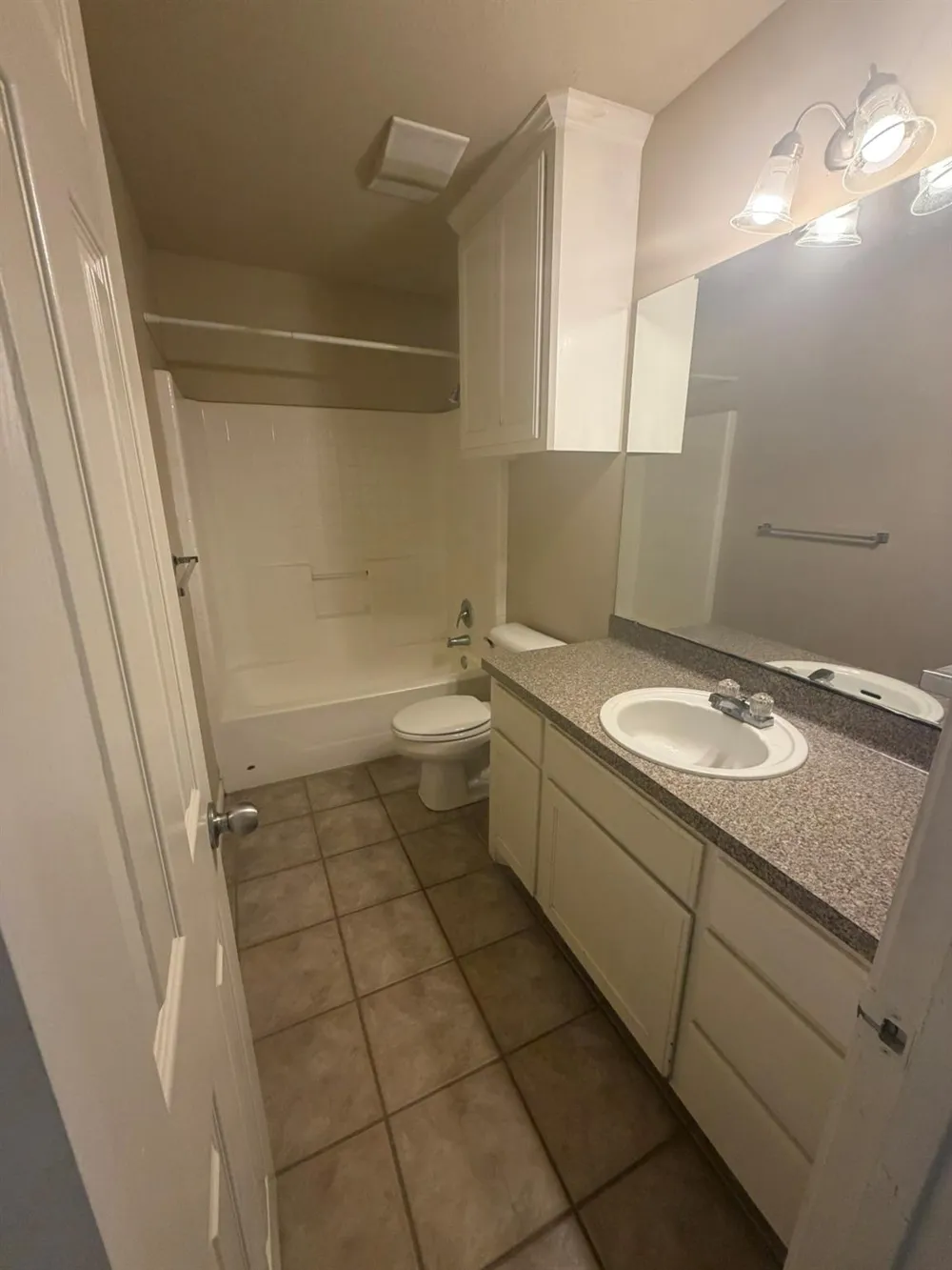 1437 Western Oaks Court Bryan, TX 77807
