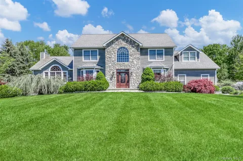 2 Garnett Hill Road
