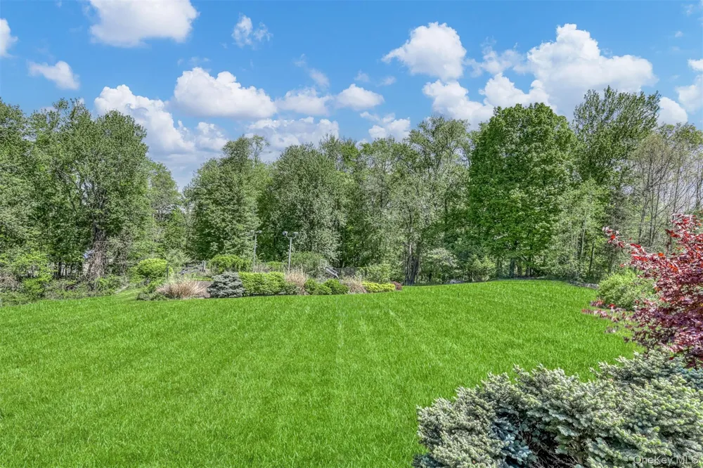 2 Garnett Hill Road Chester, NY 10918