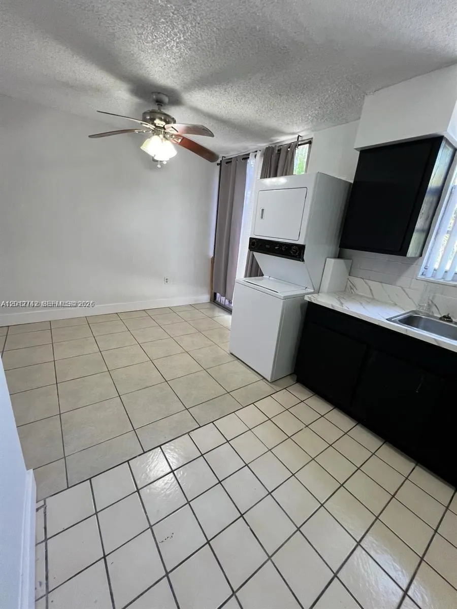 6133 SW 69th St #38 South Miami, FL 33143