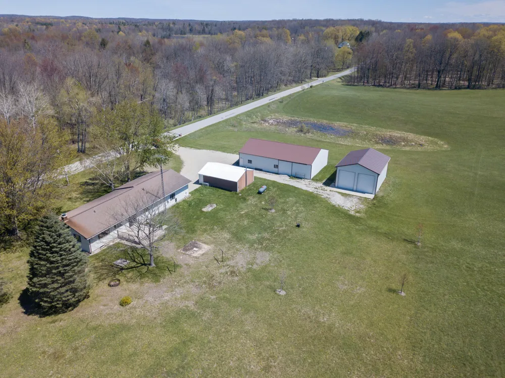 7480 E 5 Mile Road White Cloud, MI 49349