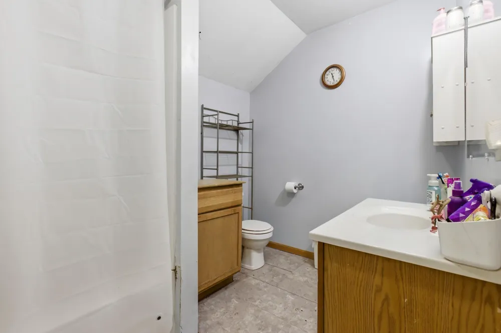 52 W Chicago Street Quincy Village, MI 49082