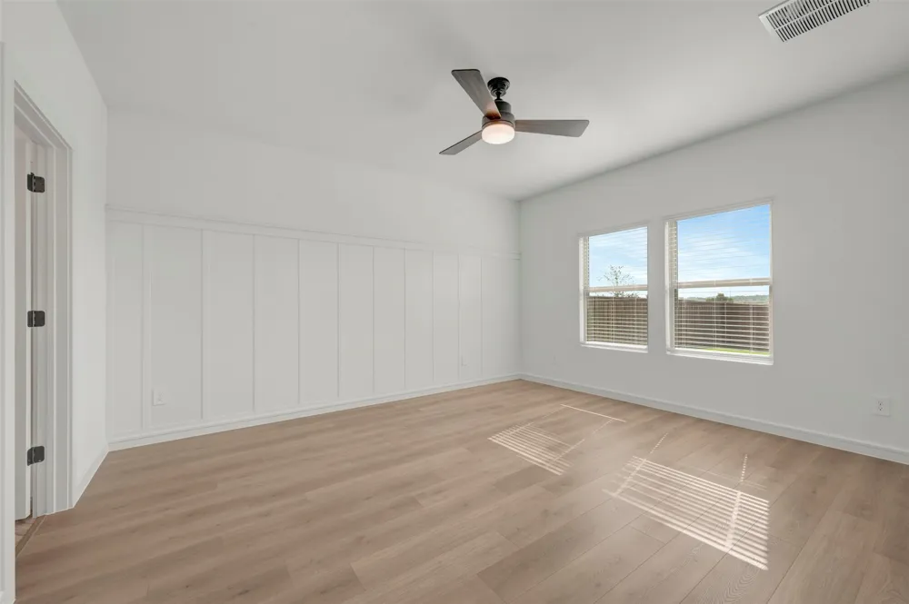 161 Summer Rain Way Newark, TX 76071