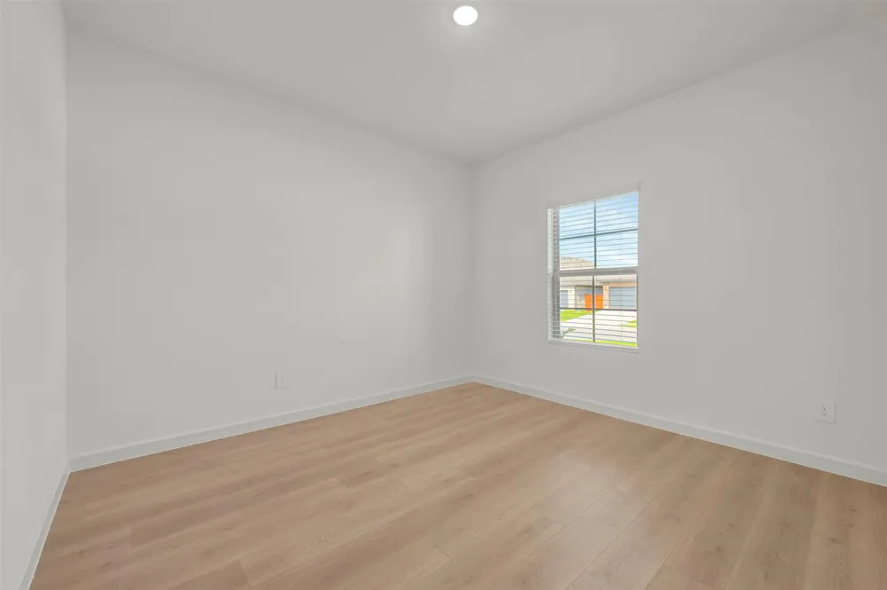 161 Summer Rain Way Newark, TX 76071