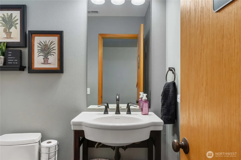 1926 Homan Avenue Dupont, WA 98327