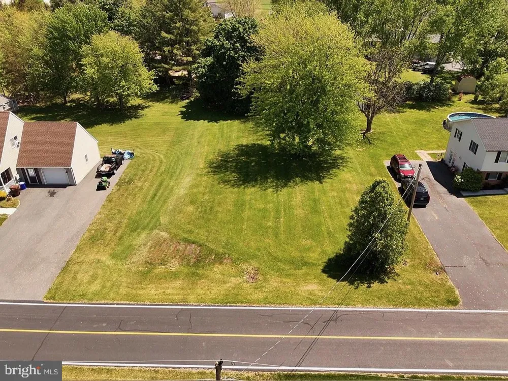 663 CURTIS DRIVE Gettysburg, PA 17325