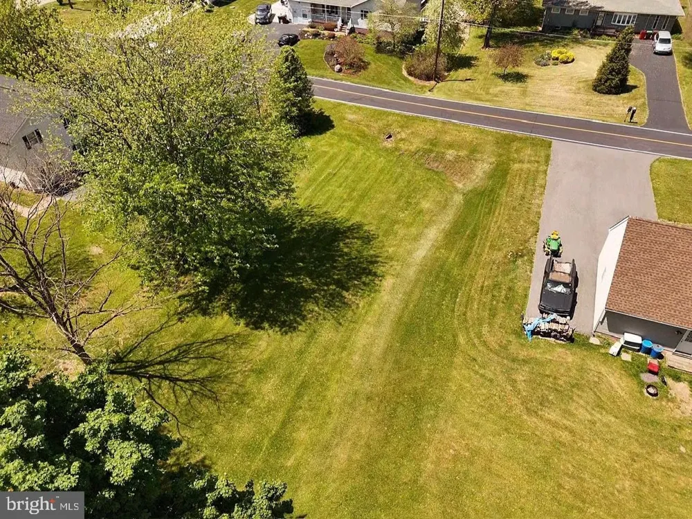 663 CURTIS DRIVE Gettysburg, PA 17325