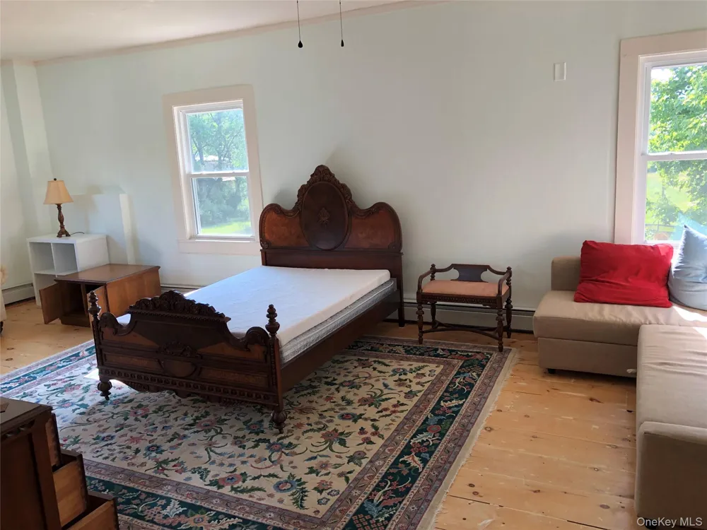 181 Huguenot Street New Paltz, NY 12561