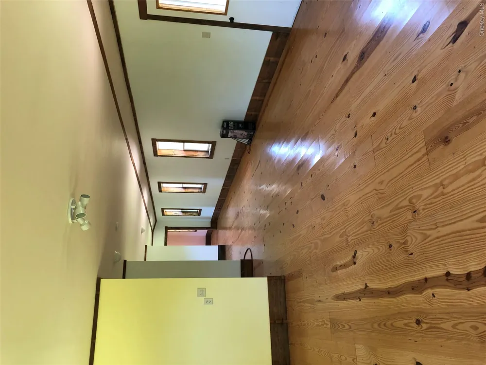 181 Huguenot Street New Paltz, NY 12561
